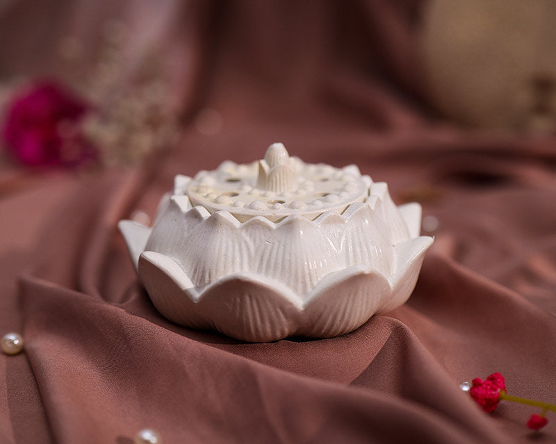 Kamal Lotus Keepsake Jar
