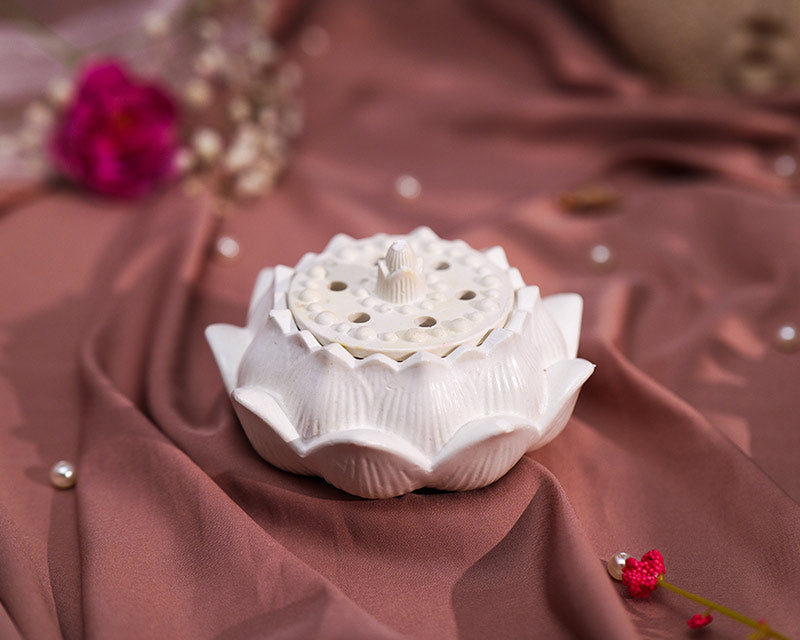 Kamal Lotus Keepsake Jar